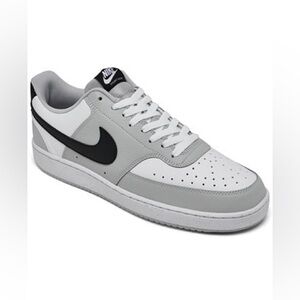 Nike Court Vision Low Sneaker